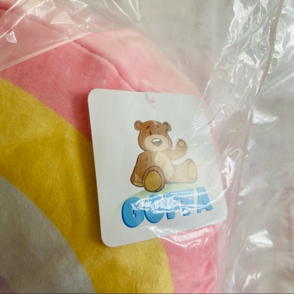 NWT Pillow Rainbow Super Soft and Extra Large size. - Picture 7 of 9